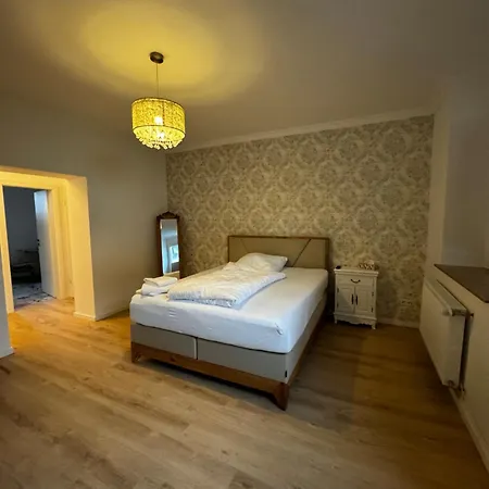 Paris Bei Duesseldorf Apartment