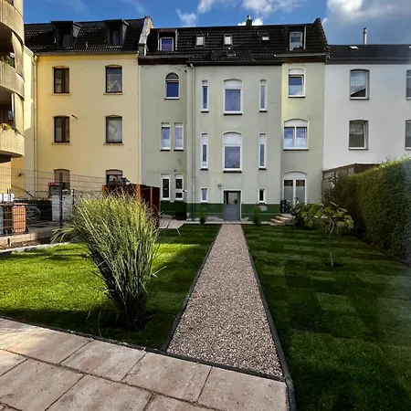 Apartment Paris Bei Duesseldorf *
